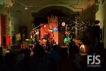'El desván de la luna' llena San Juan de magia y duendes (Foto Francisco Javier Santana)